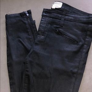Black Current/Elliot Jeans